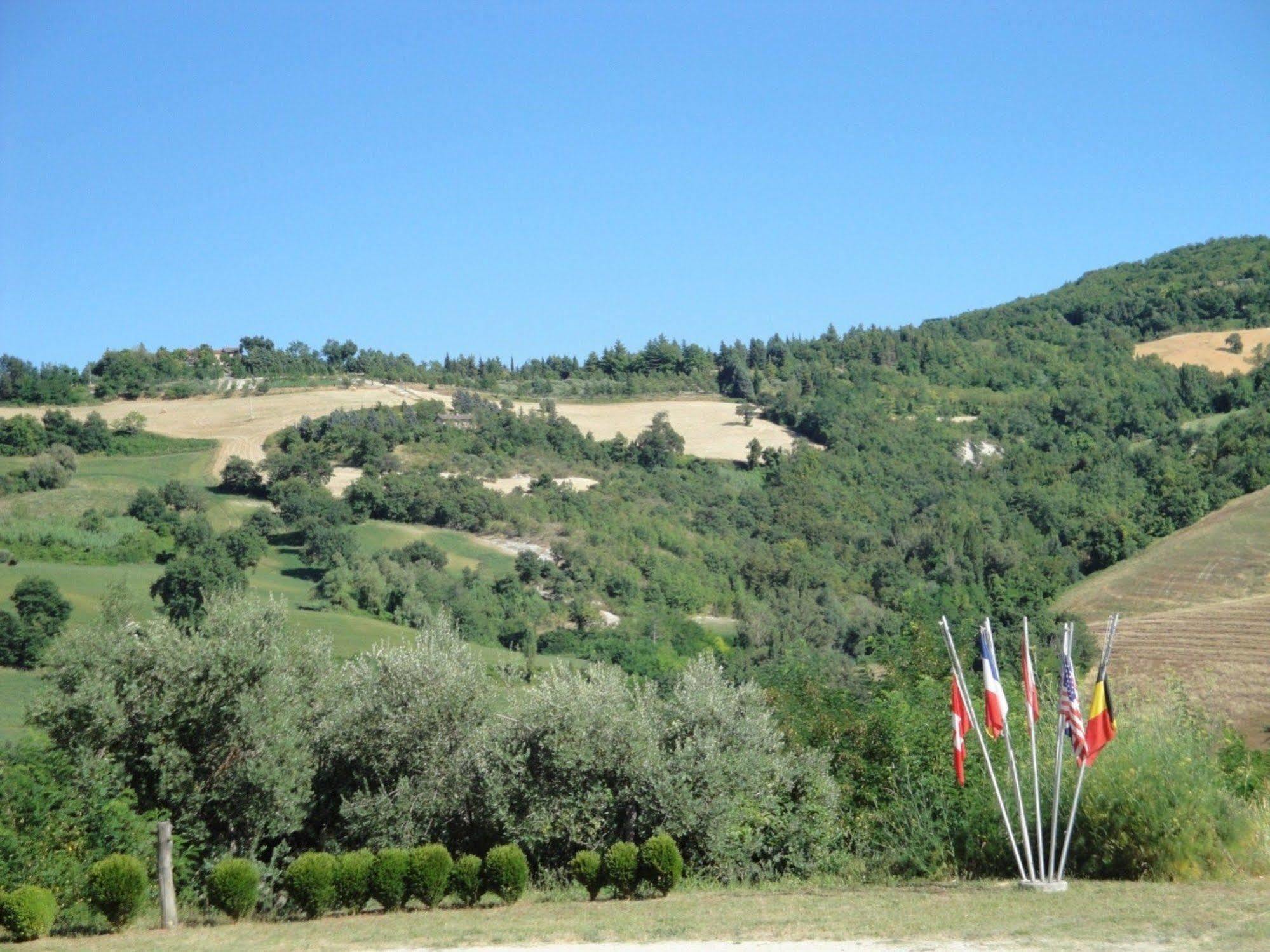 Hotel La Meridiana Urbino Eksteriør bilde